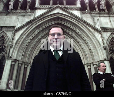 I tribunali della Chiesa ex-manager Foto Stock