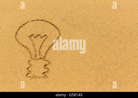 Lampadina della luce di tracciato nella sabbia. Foto Stock