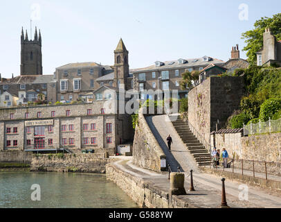 Edifici di interesse storico nel centro della città di Penzance, Cornwall, Regno Unito Foto Stock