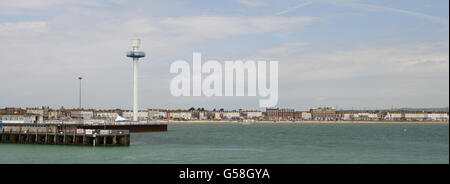 Una vista generale della Sea Life Tower a Weymouth, Dorset che apre il Venerdì. Foto Stock