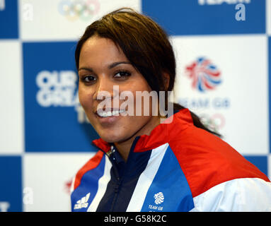 La Gran Bretagna Shanaze Reade dopo l'annuncio dei ciclisti per il GB Olympic Team durante l'annuncio del Team GB al National Cycling Centre di Manchester. Foto Stock
