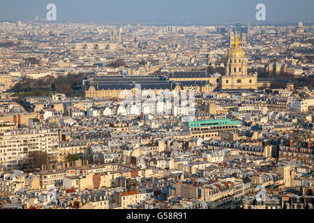 Vista su Parigi dalla Torre Eiffel Tour Eiffel, Paris, Francia Foto Stock