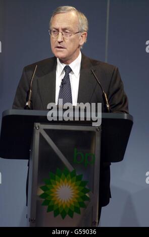 John Buchanan, Group Chief Financial Officer di BP Amoco plc, in occasione della riunione intermedia dei risultati della società nel centro di Londra. Foto Stock