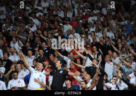 Soccer - UEFA Euro 2012 - Gruppo D - Svezia - Inghilterra - NSC Olimpiyskiy Foto Stock