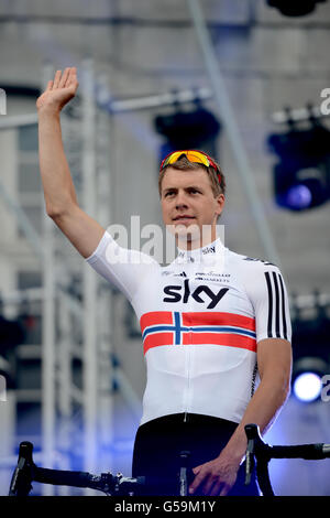 Ciclismo - Tour de France - presentazioni di squadra. Il team Sky Edvald Boasson Hagen durante le presentazioni di squadra a Place Saint-Lambert, Liegi, Belgio. Foto Stock