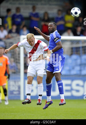 Calcio - pre stagione amichevole - Macclesfield Town - FC United - Moss Rose Foto Stock