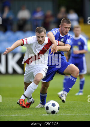 Calcio - pre stagione amichevole - Macclesfield Town - FC United - Moss Rose Foto Stock