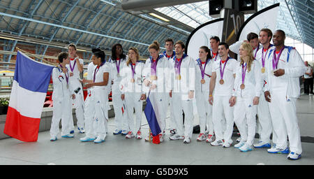 Olympics.it - gli atleti partono dalla stazione ferroviaria internazionale di St Pancras Foto Stock