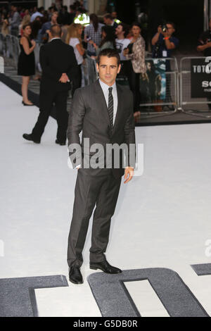 Colin Farrell arriva per la prima britannica di Total Recall, presso il Vue West End di Londra. PREMERE ASSOCIAZIONE foto. Data immagine: Giovedì 16 agosto 2012. Il credito fotografico dovrebbe essere: Rick Findler/PA Wire Foto Stock