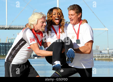 Sir Richard Branson, Alexandra Burke e David Hasselhoff al Virgin Active London Triathlon all'Excel Conference Center di Londra. Foto Stock