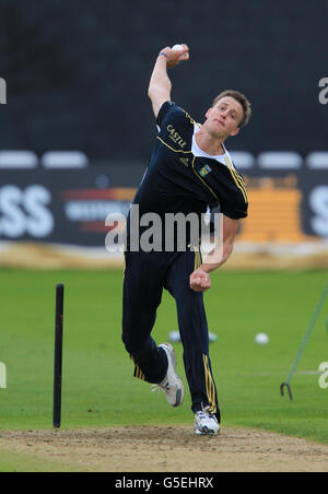 Morne Morkel del Sud Africa durante una sessione di reti a Trent Bridge, Nottingham. Foto Stock