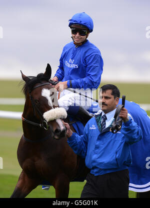 Certificato da Mickael Barzalona vincitori del Mile Shadwell Fillies (Gruppo 1) Foto Stock