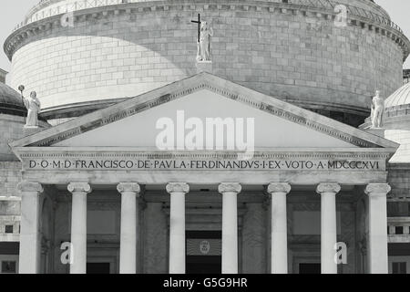 Chiesa di San Francesco di Paola Piazza Del Plebiscito Napoli Campania Italia Europa Foto Stock