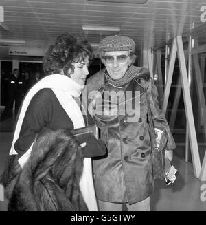 Celebrity - Andy Williams - Aeroporto di Heathrow, Londra Foto Stock