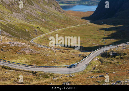 Il pass alta di Applecross, chiamato Bealach na Bà, in Ross-shire, Scozia. Questa strada è parte della costa Nord 500 Route. Foto Stock