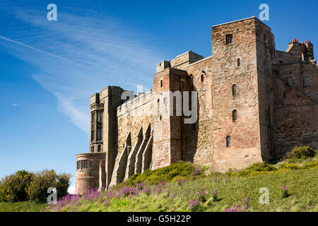 Regno Unito Inghilterra Northumberland, Bamburgh Castle, camere di stato da Sud Foto Stock