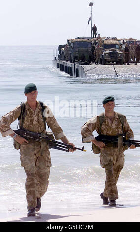 Royal Marines Commandos esercizio in Oman Foto Stock