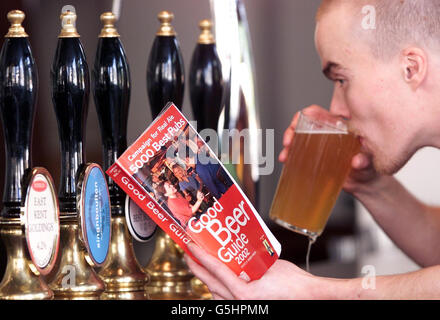 Londra buona guida di birra Foto Stock