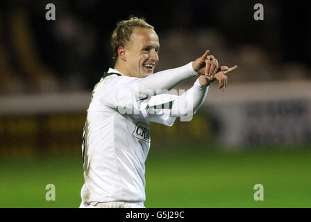 Hibernian's Leigh Griffiths celebra il punteggio durante la partita della Clydesdale Bank Premier League al Fir Park, Motherwell. Foto Stock