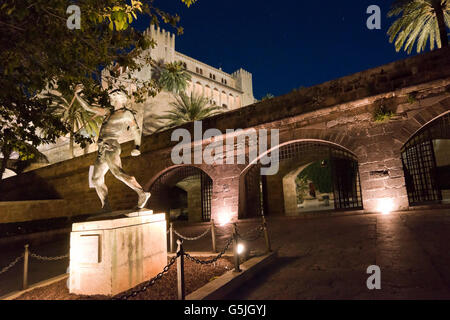 Vista orizzontale di s' Hort del Rey o il giardino del re a Palma di Maiorca. Foto Stock