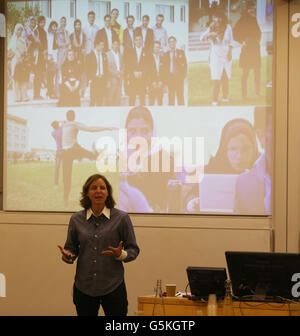 Vice Presidente di Google Megan Smith parla a 'Silicon Valley Comes to Oxford' che si tiene alla Said Business School di Oxford. Foto Stock