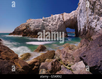 Arco bianco, Rhoscolyn, Anglesey Foto Stock