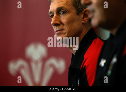 Rugby Union - Wales Media Activity - vale Resort. Il coach del Galles Robert Howley durante la conferenza stampa al vale of Glamorgan Hotel, Hensol. Foto Stock