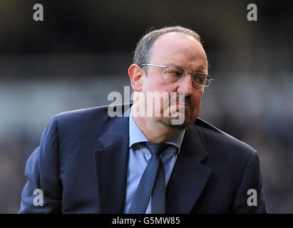 Il manager del Chelsea Rafael Benitez durante la partita della Barclays Premier League all'Upton Park, Londra. Foto Stock