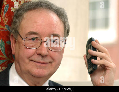 Telefono Mobile Salute Sir William Stewart Foto Stock