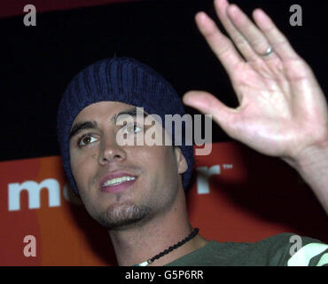 Enrique Iglesias al Meteor Awards. Cantante Enrique Iglesias, arrivato al Meteor Ireland Awards, al Point, Dublino. Foto Stock