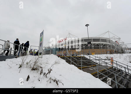 Calcio - npower League One - Coventry City v Oldham - Ricoh Arena. Vista generale della neve intorno alla Ricoh Arena Foto Stock