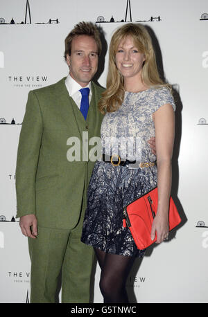 Ben Fogle e sua moglie Marina arrivano per l'apertura del View from the Shard, la nuova attrazione turistica al pinnacolo del Shard, Londra. Foto Stock