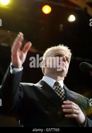 Ray Padre Mallon ha per il Sindaco Foto Stock