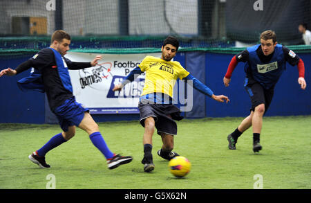 Sport - Street Giochi di calcio piscine cinque - Manchester Foto Stock