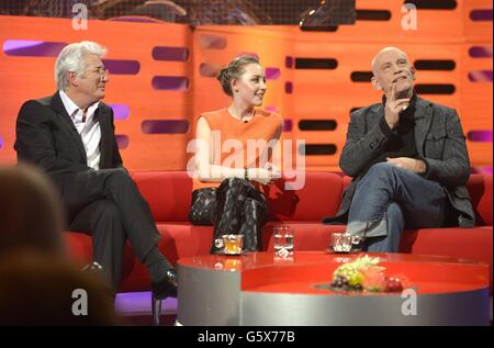 Richard Gere, Saoirse Ronan e John Malkovich durante le riprese del Graham Norton Show presso i London Studios. Foto Stock