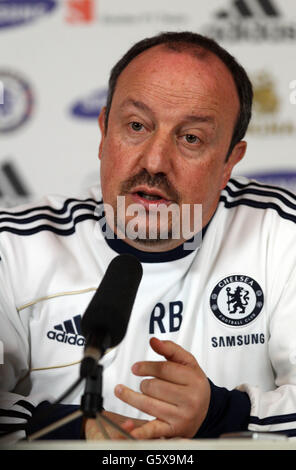 Calcio - Barclay's Premier League - Chelsea / West Bromwich Albion - Chelsea Press Conference - Chelsea FC Training Ground. Il direttore del Chelsea Rafael Benitez durante la conferenza stampa al Chelsea FC Training Ground, Stoke d'Abernon. Foto Stock