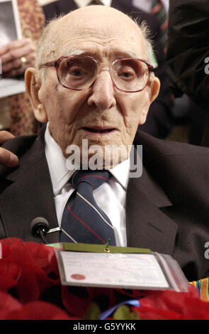 Settantacinquesimo anniversario Menin Gate - Jack Davis Foto Stock