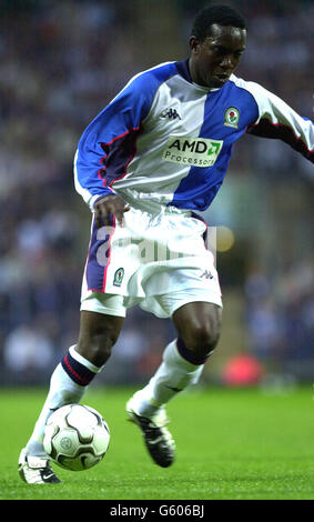 Blackburn Rovers's Dwight Yorke in azione contro il Lazio durante una pre-stagione amichevole a Ewood Park. Foto Stock