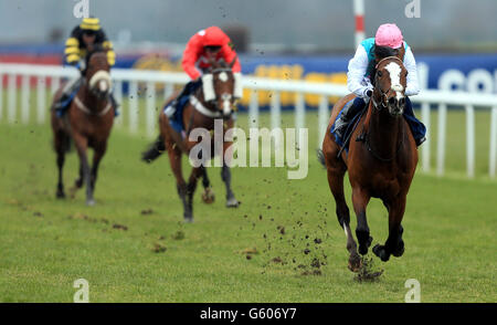 Horse Racing - William Hill Lincoln Riunione - Giorno 1 - Doncaster Racecourse Foto Stock