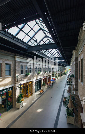 Vecchia Quebec Street Mall interno Guelph Canada Foto Stock