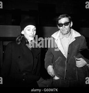 Peter O'Toole e la moglie di Sian Phillips Foto Stock