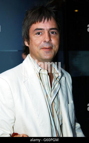 L'attore Neil Morrissey arriva a Sound in Leicester Square a Londra per il Rushes Soho Shorts Festival 2002. Foto Stock