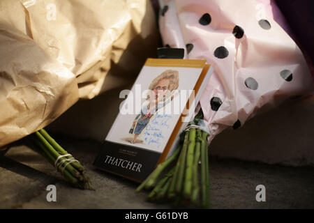 La Baronessa Thatcher morte Foto Stock