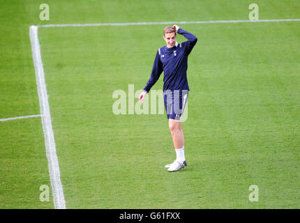 Soccer - UEFA Europa League - Quarti di Finale - Seconda tappa - FC Basilea v Tottenham Hotspur - Tottenham Hotspur Formazione e Pres... Foto Stock