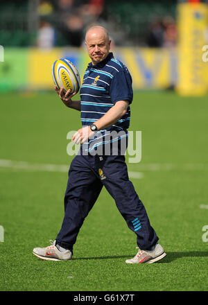 Rugby Union - Aviva Premiership - Saracens / Worcester Rugby - Allianz Park. I Guerrieri di Worcester dirigono l'allenatore Richard Hill Foto Stock