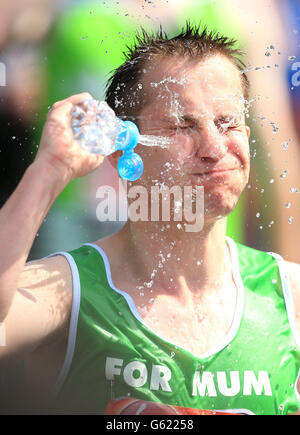 Atletica - 2013 Virgin London Marathon - Londra Foto Stock