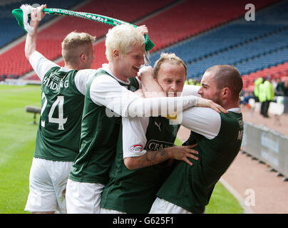 Hibernian's Leigh Griffiths celebra il raggiungimento del traguardo in tempo extra durante la Semifinale della Coppa Scozzese ad Hampden Park, Glasgow. Foto Stock