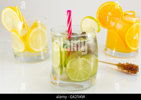 Lime frutta analcolico cocktail per un rinfresco estivo Foto Stock