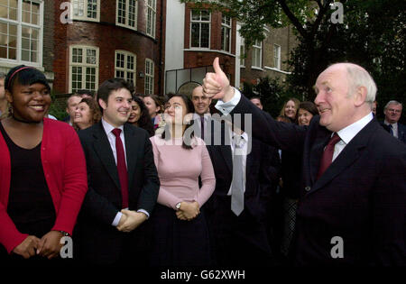 Dr John Reid - rimpasto di governo Foto Stock