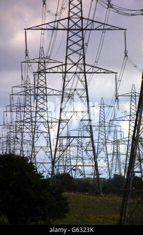 Sizewell tralicci di energia elettrica Foto Stock